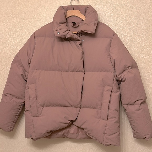 ADIDAS BIG BAFFLE DOWN JACKET SIZE MEDIUM - Picture 10 of 17